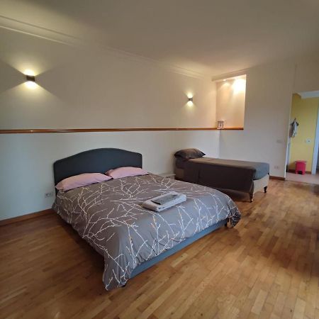 Studio Apartment in Neapolitan Castle Esterno foto